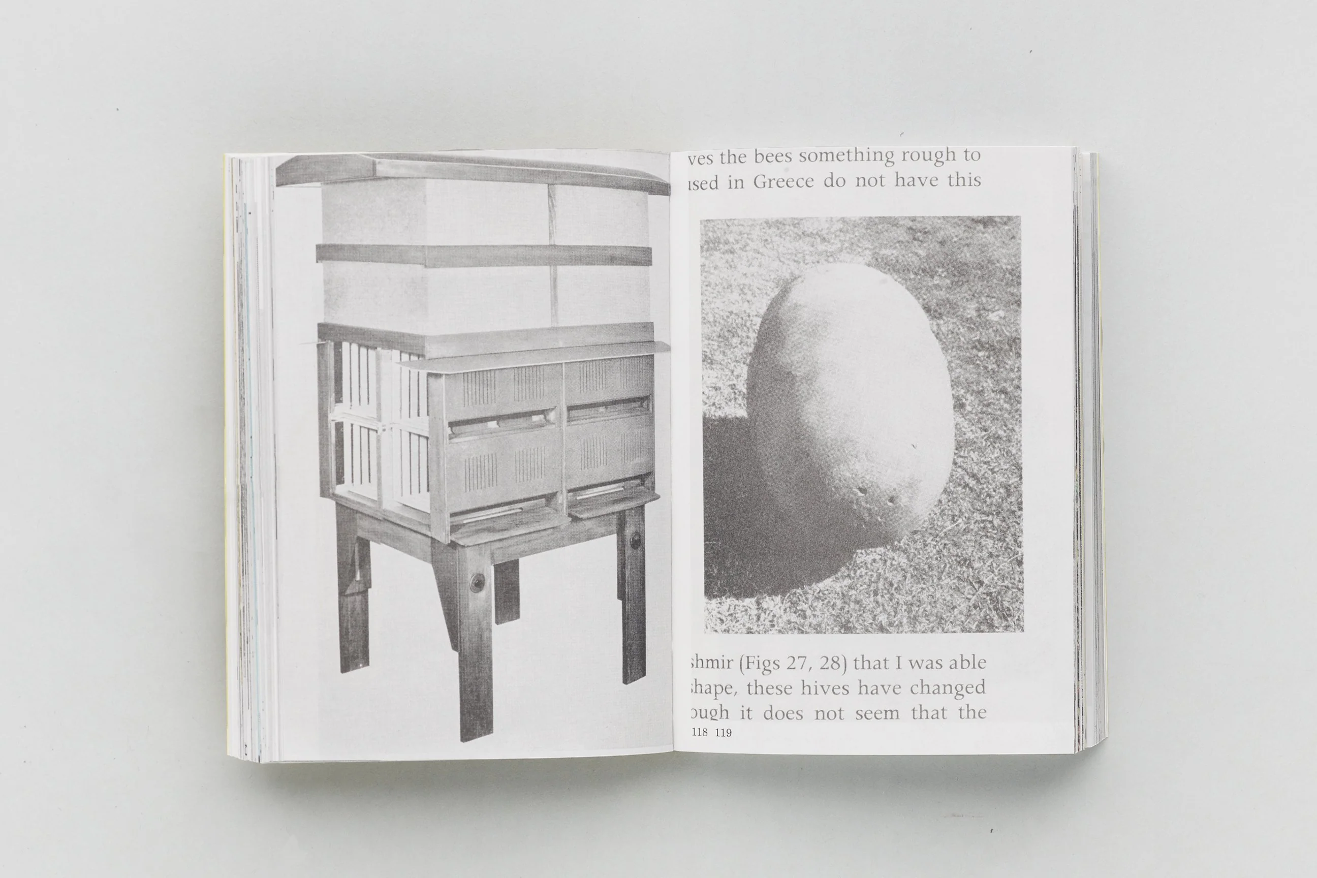 Aladin Borioli (Apian) - RUCHES, 2400 A.E.C. – 1852 E.C. (Une Histoire visuelle de la ruche) - Image 10